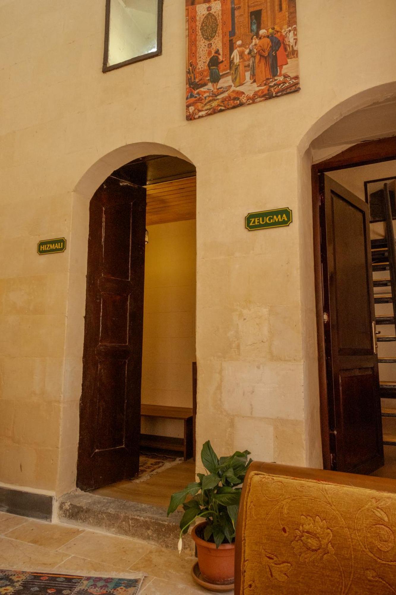 Dostlar Konagi Hotel Sahinbey Ngoại thất bức ảnh