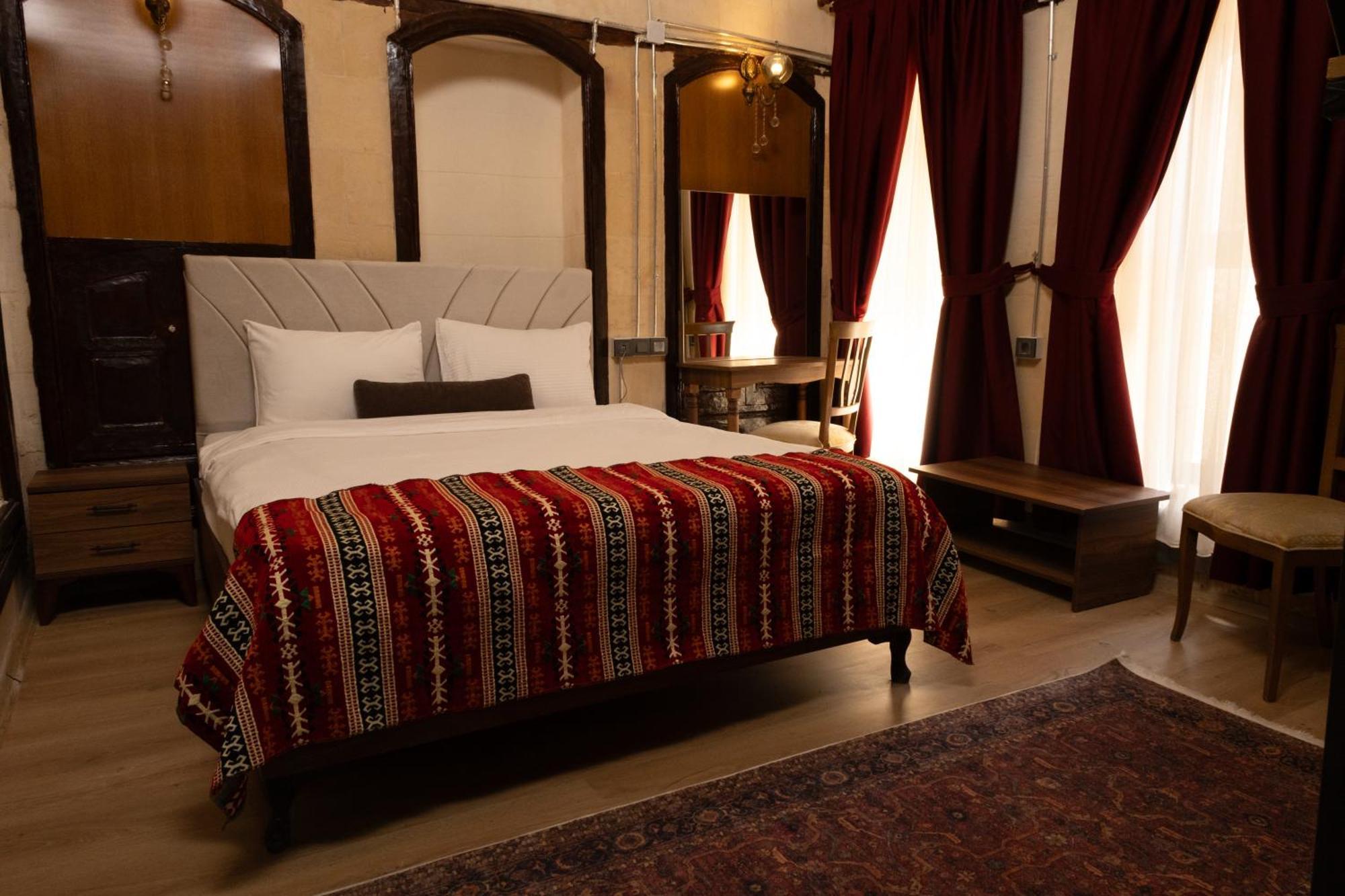 Dostlar Konagi Hotel Sahinbey Ngoại thất bức ảnh
