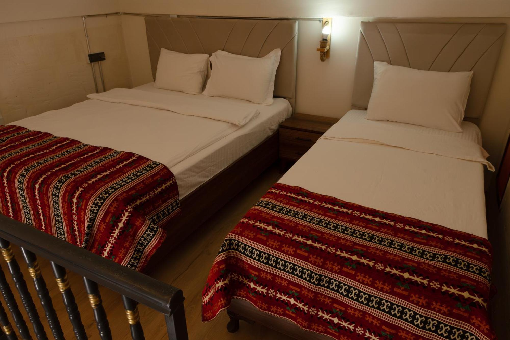 Dostlar Konagi Hotel Sahinbey Ngoại thất bức ảnh